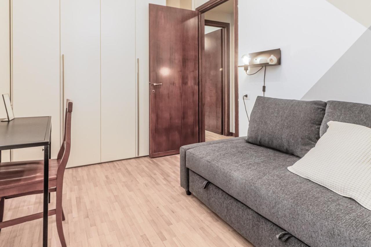 Stunning View Lakeside Apartment - Larihome A11 Gravedona Exterior photo